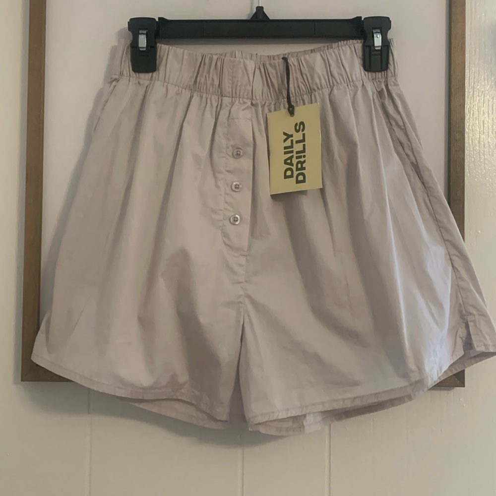 Daily drills poplin resort short